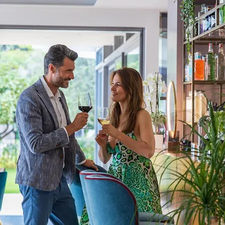 Val Di Sogno - Adults Only